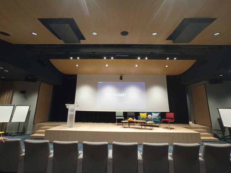 paramount-seating-stage-02